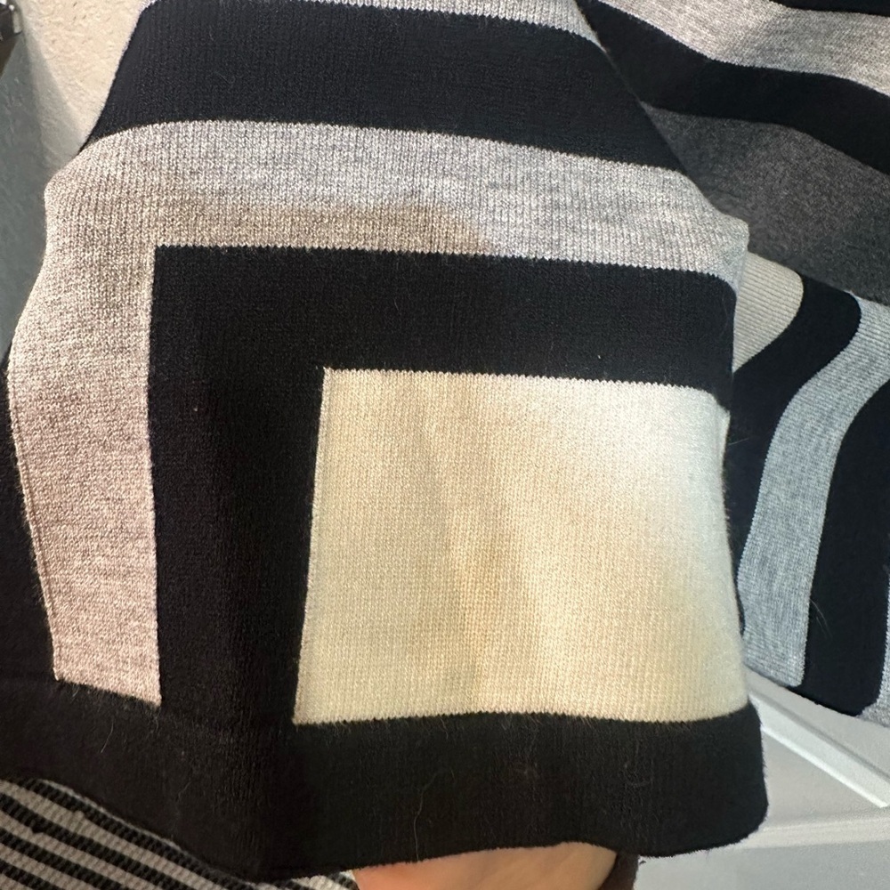 MILLY Geometric Knit Dress Gray/Black/Ivory/White/Beige Short Sleeve Dress SizeM - Picture 5 of 5